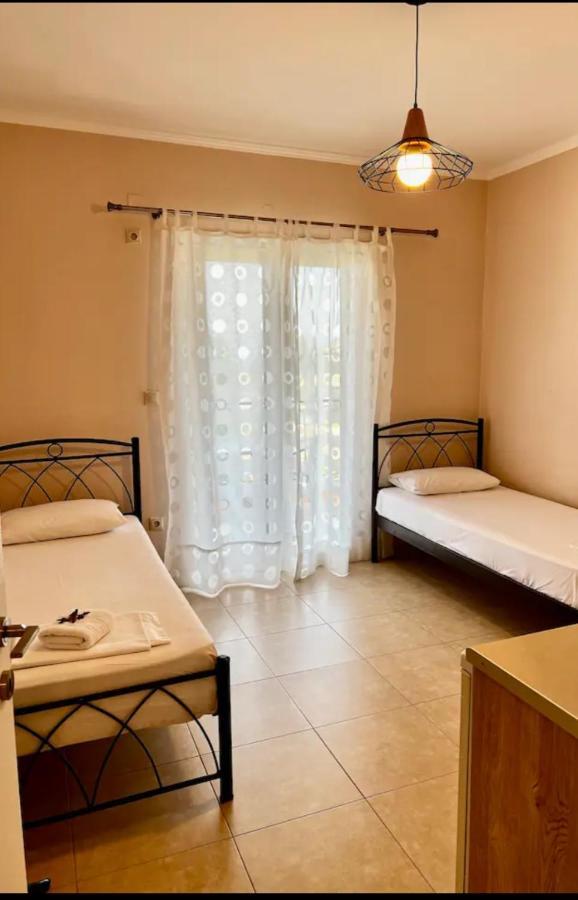 Valedina Rooms Никиана Екстериор снимка