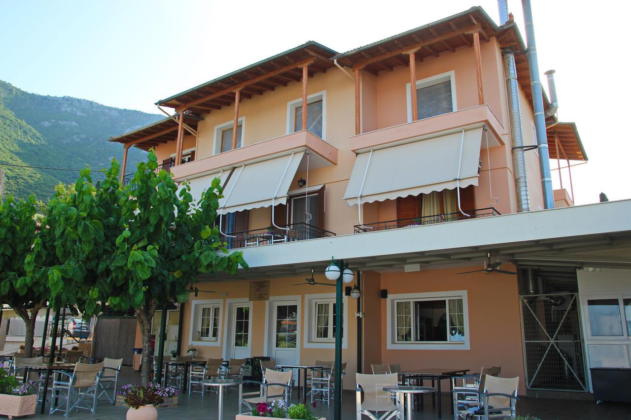 Valedina Rooms Никиана Екстериор снимка