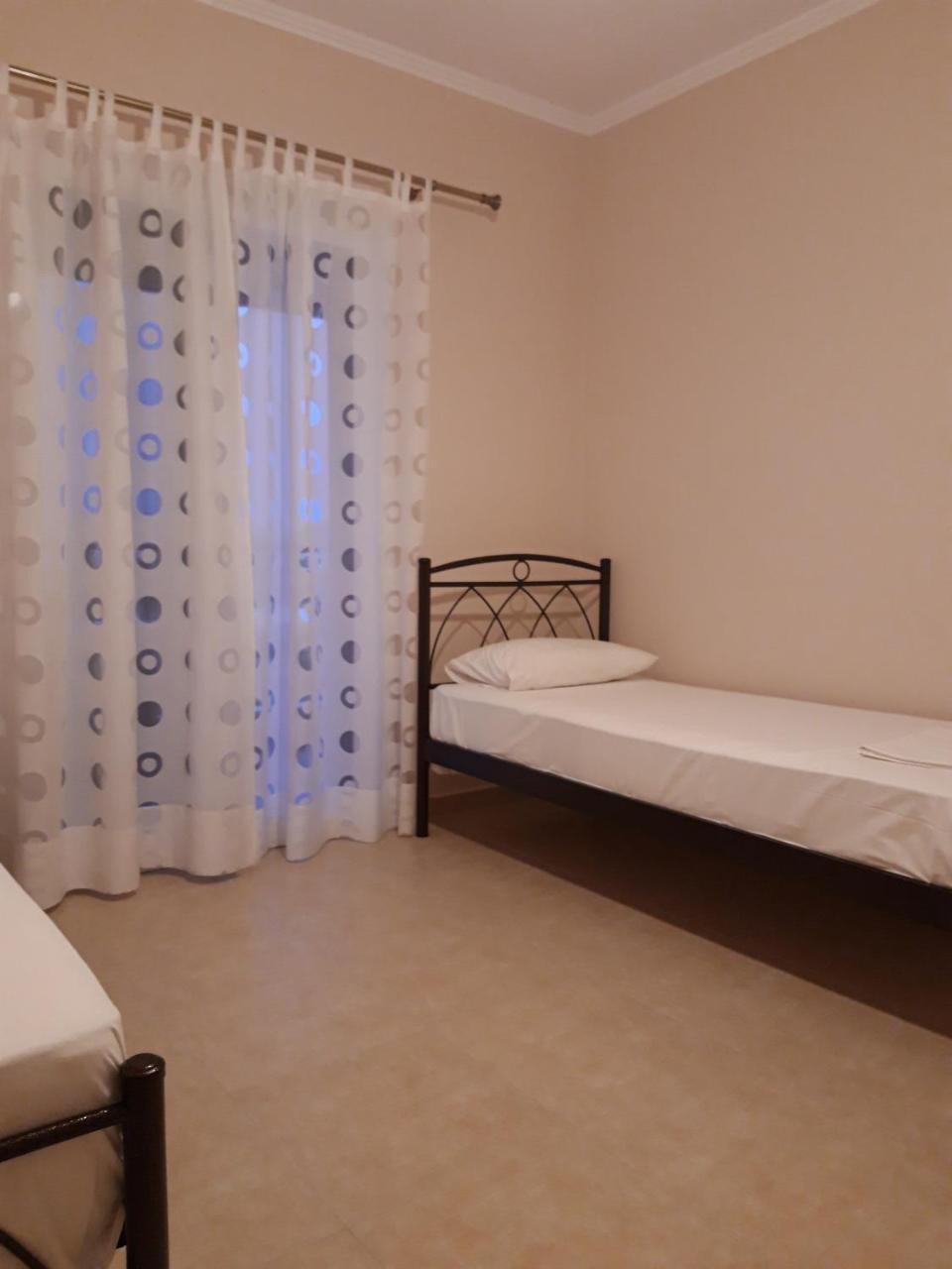 Valedina Rooms Никиана Екстериор снимка
